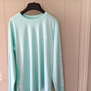 Never wear👌brand New Columbia sportswear top